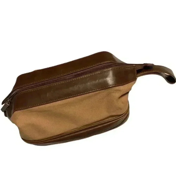 Men's toiletry bag - Picture 1 of 4